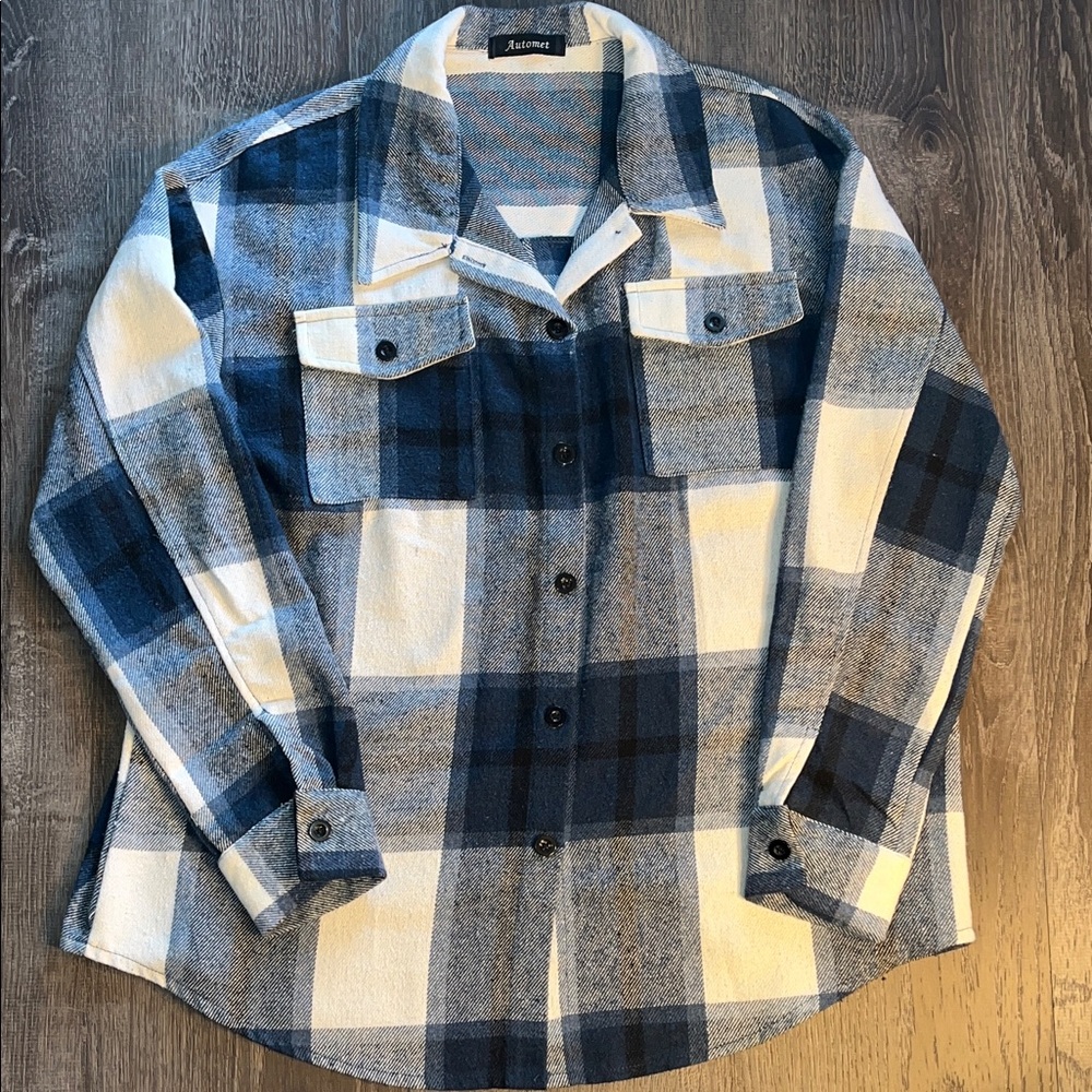 Automate Flannel Women's lightweight Blue Plaid Jacket